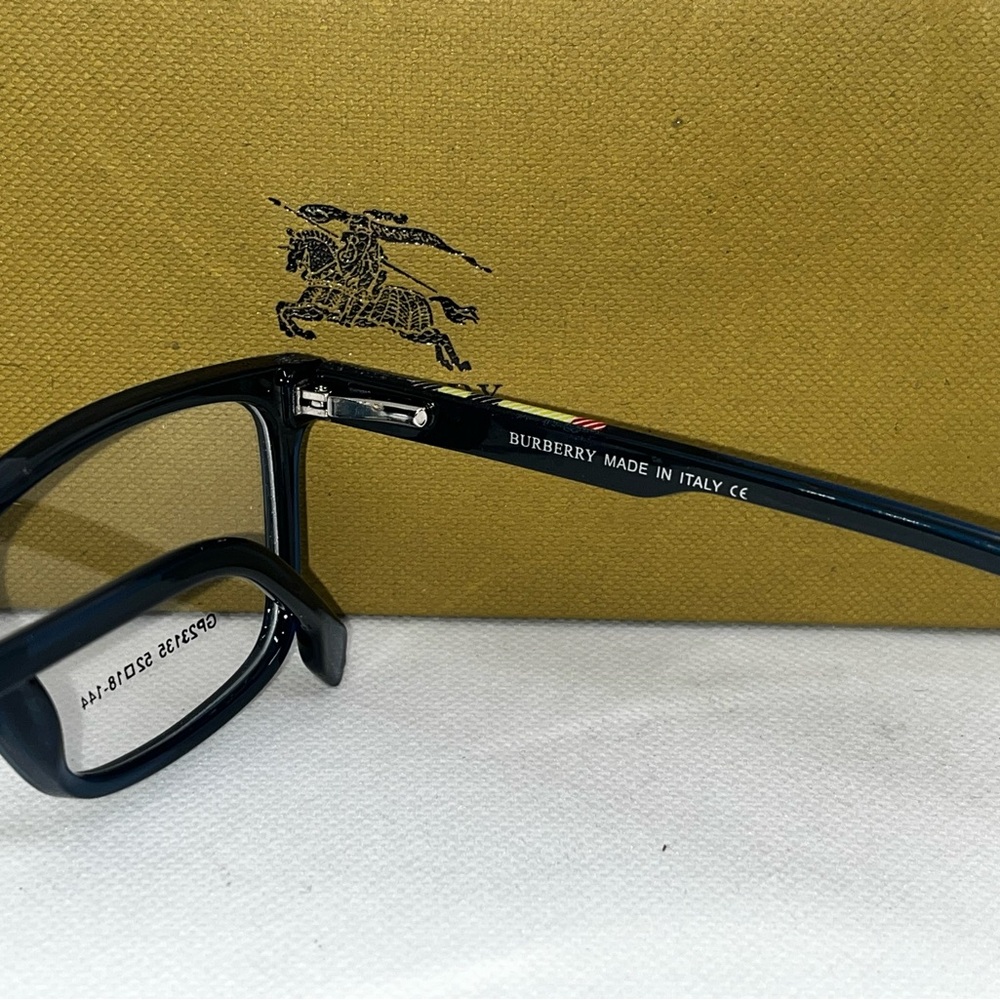 Burberry Black Rectangular Eyewear - image 2